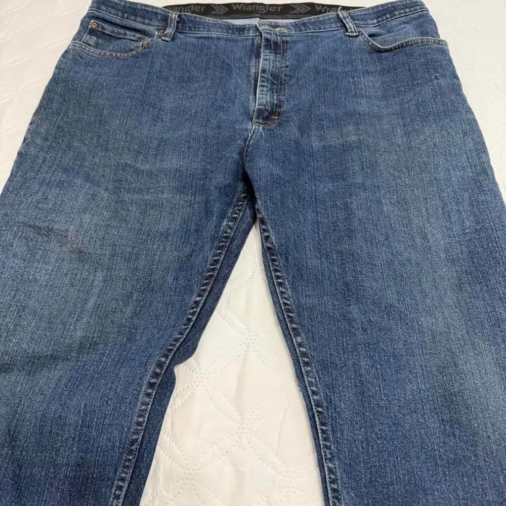 Wrangler Premium Quality Denim Jeans 42x32 Comfort Comfort Guaranteed
